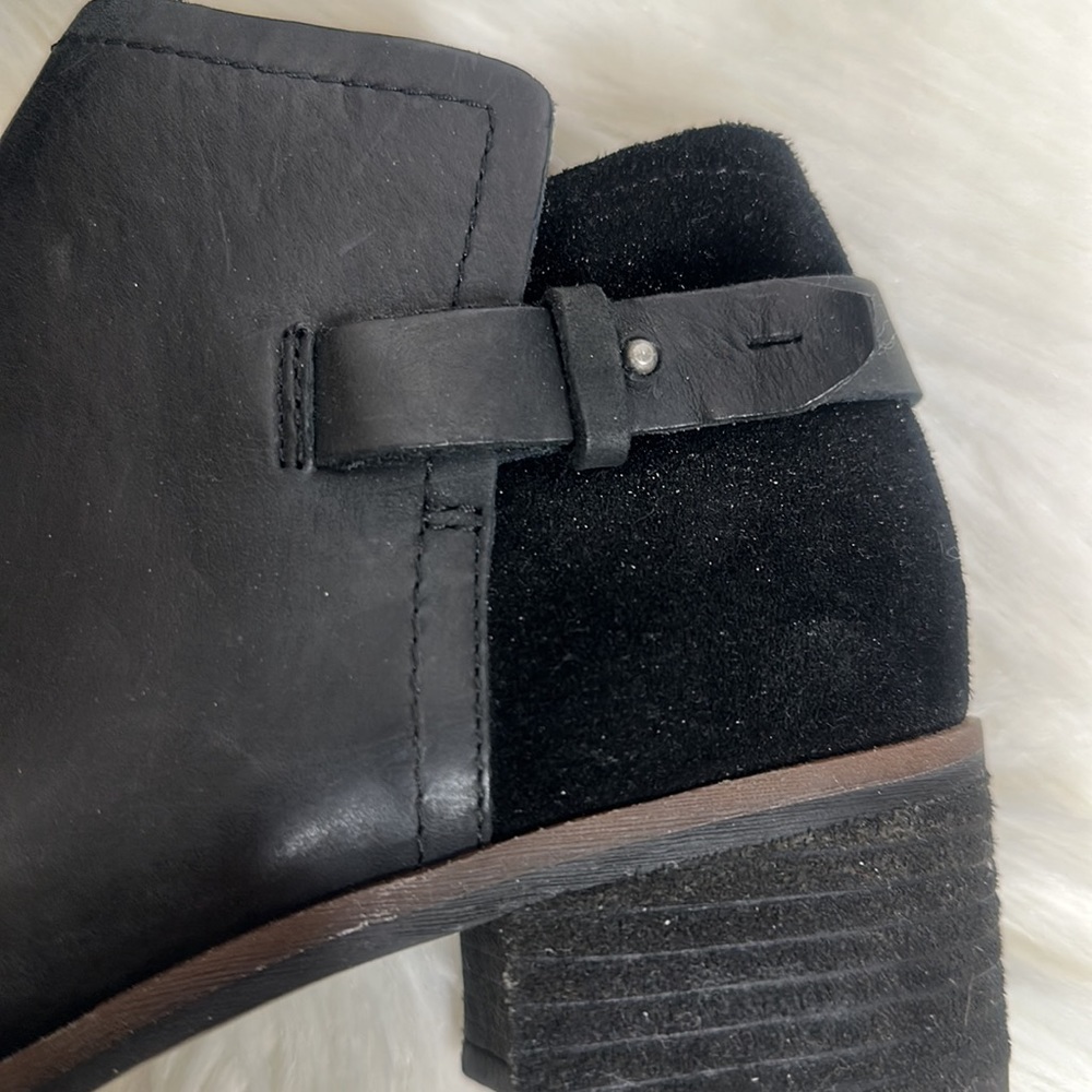 Korks Booties - Picture 2 of 8